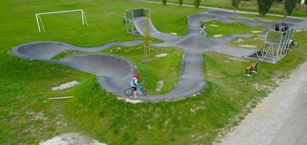 Pump track UB