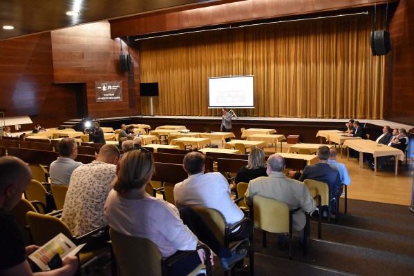 VEŘEJNÉ PROJEDNÁNÍ  NÁVRHU PROGRAMU  ROZVOJE MĚSTA A PLÁNU UDRŽITELNÉ MĚSTSKÉ MOBILITY