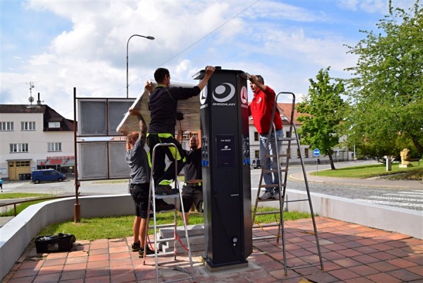 Solární cyklonabíječka na Mariánském náměstí