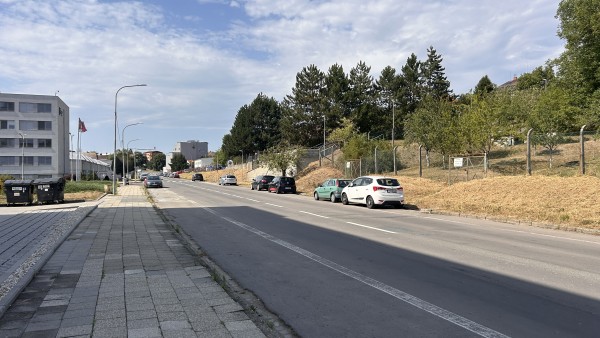 Úprava uličního prostoru ulice Pod Valy - záměr č. 279