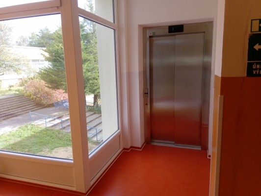 Základní škola Na Výsluní, Uherský Brod - bezbariérové řešení objektu - záměr č. 244