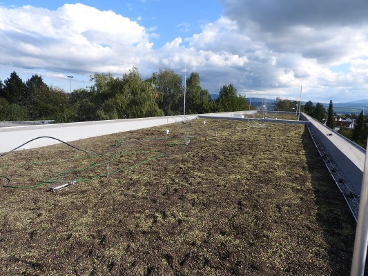 ZŠ Na Výsluní - rekonstrukce střešního pláště - pavilon C, D, E, F - záměr č. 327