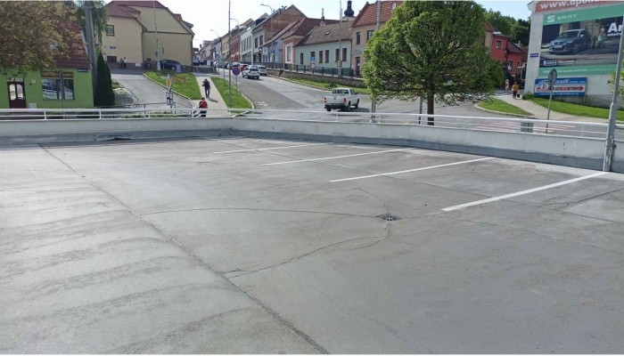 Parkoviště OD Kvanto - rekonstrukce pojížděných stropů a hydroizolace