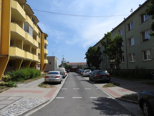 Polopropustné parkoviště ulic Soukenická a U Fortny (IZ 274)