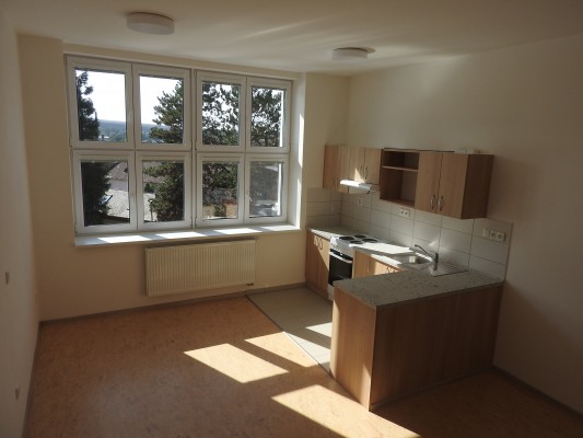 Rekonstrukce domu č. p. 1066 pro sociální bydlení a služby - záměr č. 255